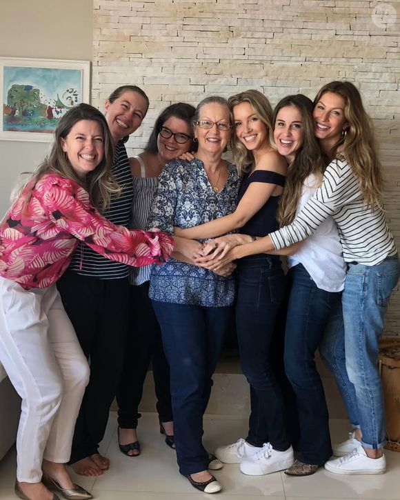 Mãe de Gisele Bündchen morreu por complicações do câncer em 2024