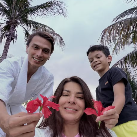 Mara Maravilha reatou o casamento com Gabriel Torres