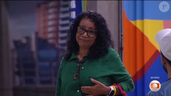 Vilma deixou o 'BBB 25' no Dia da Mentira, após discurso emocionante de Tadeu Schmidt