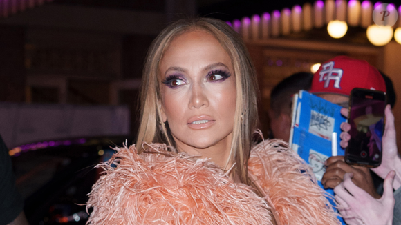 Jennifer Lopez gosta de começar o dia repetindo frases autoafirmativas para se animar
