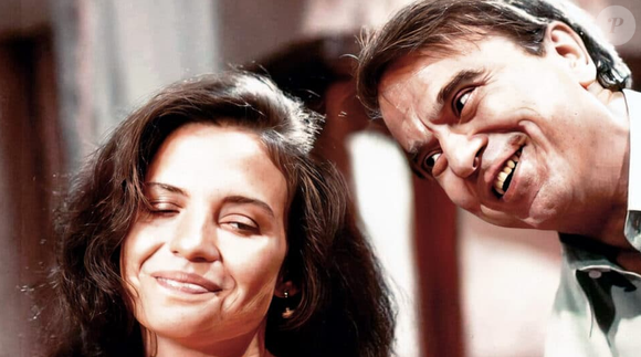 Carol (Luiza Tomé) se libertará de Modesto (Armando Bógus) em Tieta