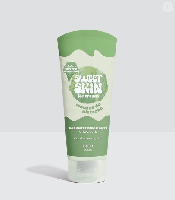 O Sabonete Esfoliante Crocante Mousse de Pistache limpa, renova e hidrata a pele, promovendo uma esfoliação eficaz durante o banho, deixando a pele limpa, suave e hidratada