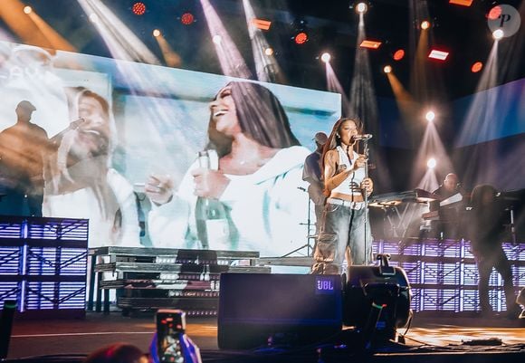 Pancadaria em show de Ludmilla: De acordo com o relato de uma testemunha, por volta das 2h30 da manhã, um jovem acabou esbarrando acidentalmente em outro frequentador da festa
