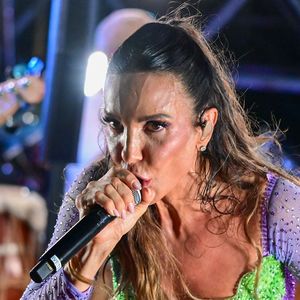 O novo namorado de Ivete Sangalo acompanhou a cantora em cima do trio elétrico oito meses após o fim do casamento da artista com Daniel Cady