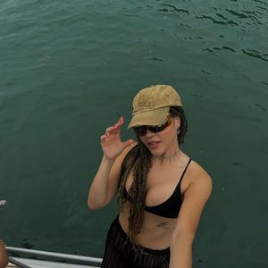 Aysha Benelli, filha de Simony, iniciou processo de emagrecimento em 2019