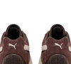 Com design retrô e acabamento em camurça premium, o Puma Speedcat Dark Chocolate aposta na versatilidade para conquistar espaço no guarda-roupa