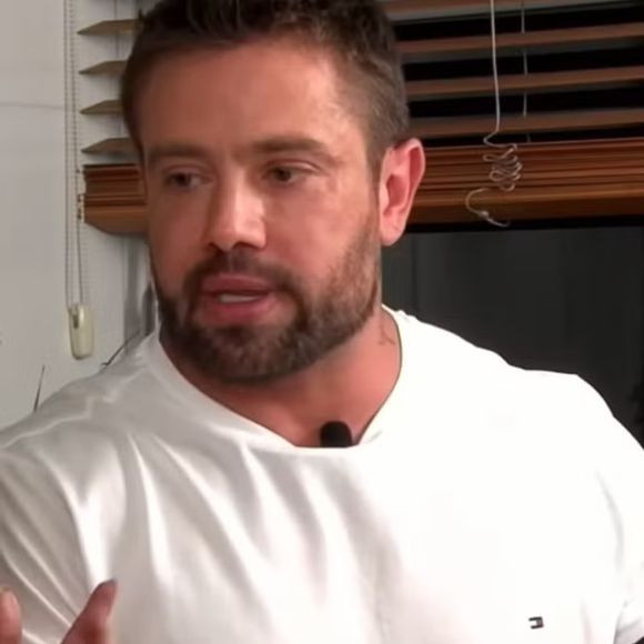 Aparência de Rafael Cardoso no podcast deu o que falar na web e ator confessou uma harmonização feita recentemente