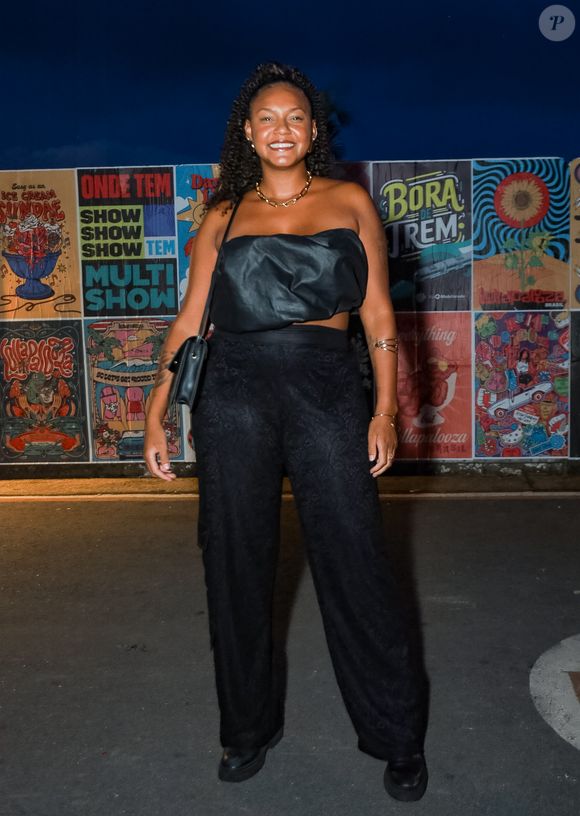 Lollapalooza Brasil 2025: a ex-BBB Jessi foi outra famosa que valorizou o conforto em seu look