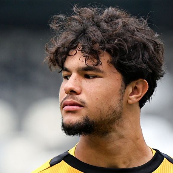 'Dizer que ele tem a índole do pai é muito cruel. Esquecem de tudo que esse menino passou na vida': goleiro Bruninho ganha defesa da avó após ataques na web; filho de Eliza Samudio e Bruno Fernandes foi afastado do Botafogo Sub-17 por 'questões disciplinares'