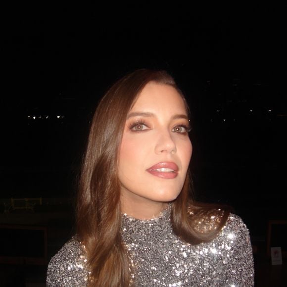 Estrela de 'Quem Ama Cuida', Nathalia Dill compartilhou seus segredos de autocuidado, incluindo skincare, alimentação e prática de atividades físicas