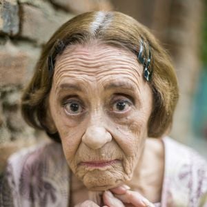A atriz Laura Cardoso ficou marcada por personagens como Isaura, de ‘Mulheres de Areia’, Guiomar, de ‘A Viagem’, e Dona Carmem, de ‘Chocolate com Pimenta’