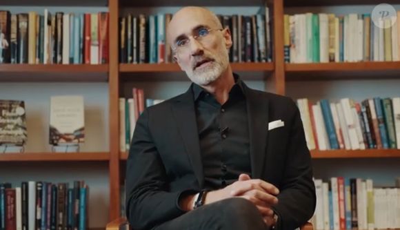 Amigo 'inútil' é aquele que não quer nada de você, na visão do professor de Harvard Arthur C. Brooks