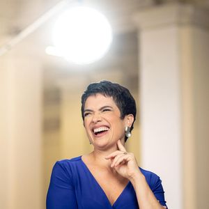 Sandra Annenberg apresentava o mesmo sintoma por volta de 12h30 e 13h, hora em que começavam as gravações das primeiras chamadas do telejornal