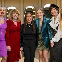 Quase ninguém notou: novela 'Dona de Mim' e o encontro das vilãs na festa da Globo têm autor em comum