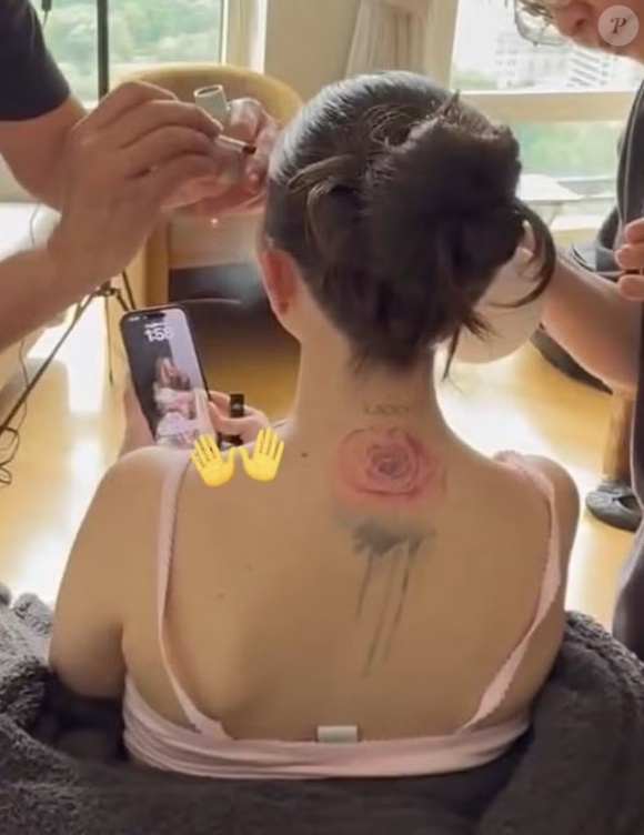 Nas redes sociais, a cantora acabou sendo duramente croticada pelos seus fãs por conta do transplante de rim que se submeteu.