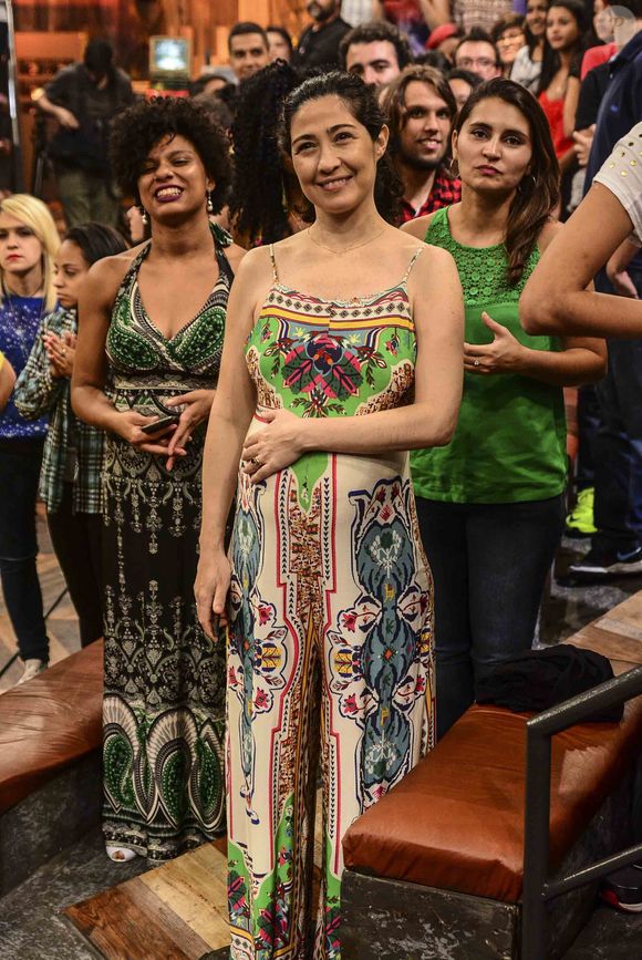 Discreto, o casal raramente faz aparições públicas. Ainda assim, Fernanda já foi vista em momentos especiais, como nos bastidores do Altas Horas e em eventos pontuais ao lado do marido. Fora isso, preferem manter a vida a dois em sigilo.