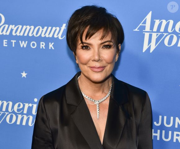 "Ela pula refeições o tempo todo. Mas uma coisa que ela não cortou foi a bebida. Ela nunca passa um dia sem algumas bebidas fortes", disse uma pessoa próxima a Kris Jenner