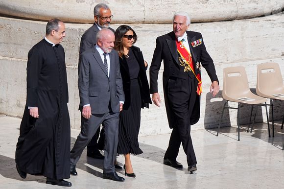 Presidente Lula e a primeira-dama Janja participaram do funeral do Papa Francisco no Vaticano