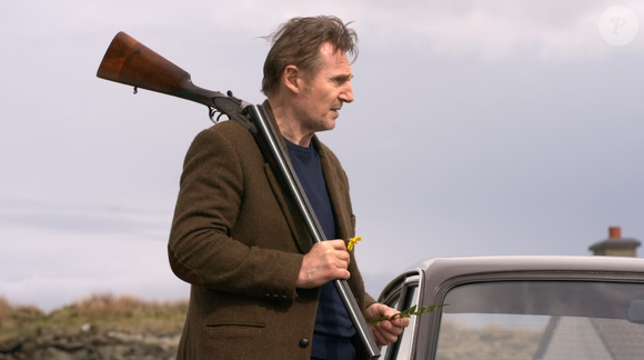 O ator Liam Neeson interpreta o protagonista Murphy no filme 'Na Terra de Santos e Pecadores', da Netflix.