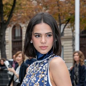 Bruna Marquezine também já adotou corte de cabelo bob