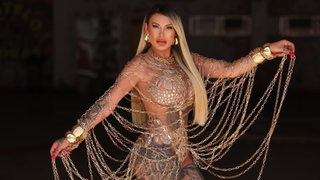 Barrada de divulgar suposto vídeo de incesto, Andressa Urach contra-ataca plataforma famosa e anuncia novidade: 'Cansaço de seguir regras'