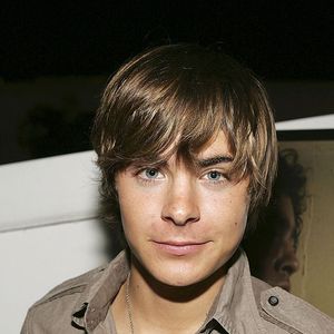 2006: com 19 anos, Zac Efron ainda tinha a mesma aparência de quando era adolescente