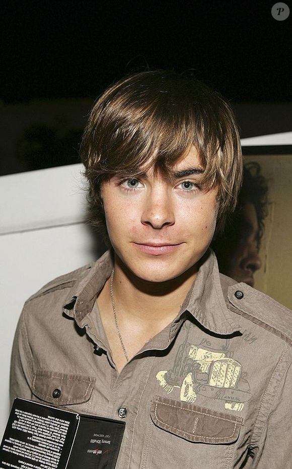 2006: com 19 anos, Zac Efron ainda tinha a mesma aparência de quando era adolescente