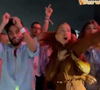 Grazi Massafera e João Vicente aparecem no mesmo registro durante o show de Anitta em Niterói
