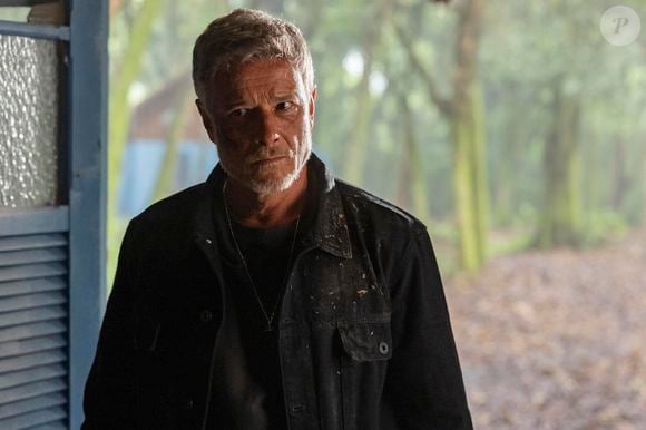 Jaques (Marcello Novaes) realizará seu sonho de infância: viver da música