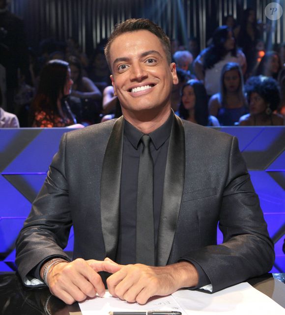 Leo Dias internado em UTI com pneumonia: 'clinicamente estável, afebril, com respiração espontânea, sem necessidade de suporte ventilatório e com boa tolerância à deambulação'