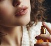 Esses 4 perfumes elegantes são perfeitos para o Inverno 2025 e valem cada borrifada!