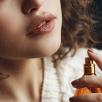 Esses 4 perfumes elegantes são perfeitos para o Inverno 2025 e valem cada borrifada!