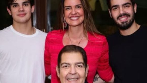 Como está a saúde do Faustão? Esposa celebra 76 anos do comunicador com desabafo sobre batalha pela vida: 'Anos desafiadores'