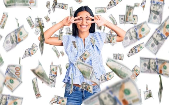 Dinheiro, prosperidade e boas energias: simpatias simples que prometem abrir caminhos e atrair abundância no fim do ano.