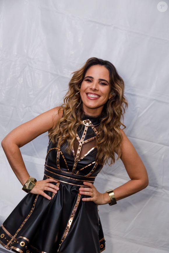 Wanessa Camargo conversou com o Purepeople e revelou com exclusividade o local do show comemorativo dos 25 anos de carreira
