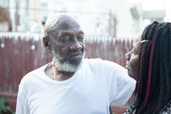 Esperança, medos, desconfianças e brigas são normais na juventude. Com o amadurecimento, percebemos que nem tudo faz sentido