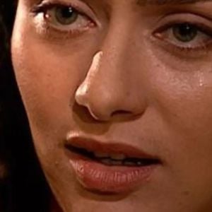 Paola sofre por ofensa de Janete em Terra Nostra