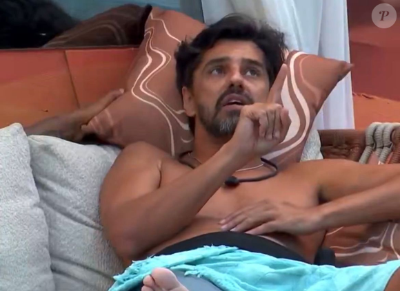 Criticamos com base nas emoções e não no que realmente pensamos