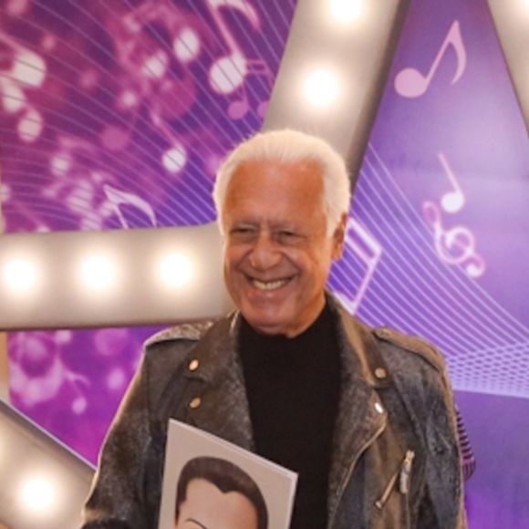 Antonio Fagundes afirmou que 200 pessoas foram barradas em sua peça em Portugal: 'Ameaçaram quebrar a porta do teatro, chamaram a polícia, o exército, foi uma loucura, mas não entraram'