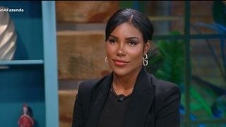 Após expulsão de 'A Fazenda' 17, Carol Lekker faz apelo para a Record: 'Eu faço até...'