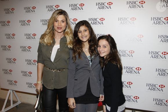 Giulia Costa faz sucesso desde a infância e adolescência