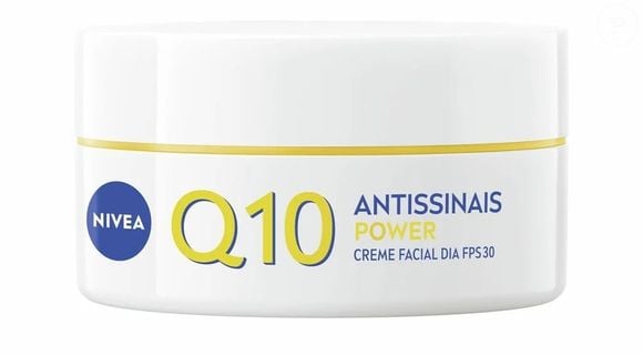 O Creme Facial Q10 Antissinais Power Dia FPS 30 da Nivea é uma ótima opção para quem busca um produto para ajudar a prevenir e reduzir rugas
