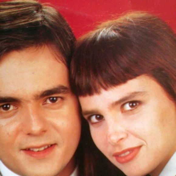 Cassio Gabus Mendes e Lídia Brondi como Afonso Roitman e Solange Duprat em 1988