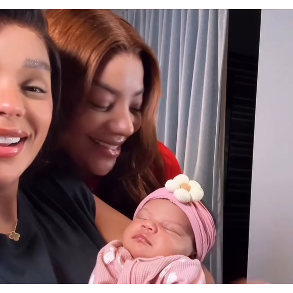 Vídeo em que Ludmilla exibe a rosto da filha rendeu comentários de famosos