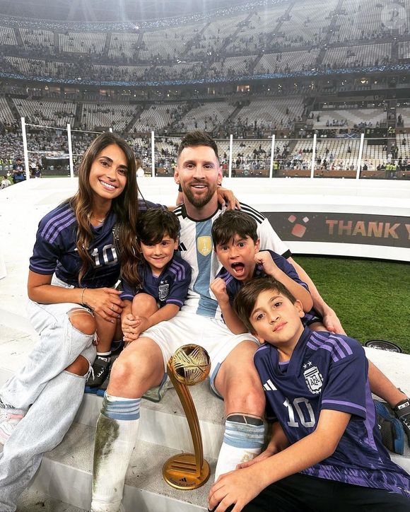 Lionel Messi e Antonela Roccuzzo, casados desde 2017, são pais de Ciro, Mateo e Thiago.
