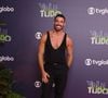 Cauã Reymond foi exposto pela imprensa após supostos comportamentos controversos nos bastidores de ‘Vale Tudo’