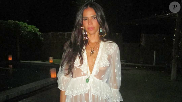 "Larga de ser idiota e invejosa" e "Quem te disse isso mentiu. Ela é uma mulher cisgênero e não haveria problema nenhum se ela fosse transgênero" foram alguns dos muitos comentários de brasileiros na publicação