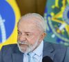 O presidente Lula assinou, na última terça-feira (12), uma medida que coloca fim na "taxa das blusinhas"