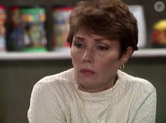 A atriz, nascida em 12 de março de 1947, morreu aos 61 em agosto de 2008. Durante anos, ela enfrentou uma forte depressão, mas a decorrência do óbito foi em função de insuficiência respiratória e problemas no fígado.