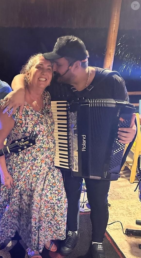 Danilo Nascimento, mais conhecido como Danilo Sanfoneiro, tem sido apontado como novo namorado de Margareth Serrão